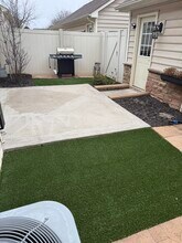 8311 Viewpoint Ln in Cornelius, NC - Foto de edificio - Building Photo