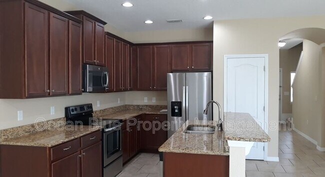 7610 Atwood Dr in Wesley Chapel, FL - Building Photo - Building Photo