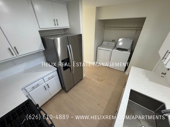 property at 1933 E Villa St
