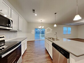 130 Alaina Ct in Mooresville, NC - Foto de edificio - Building Photo