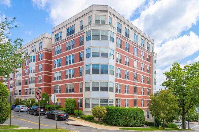 property at 300 Mamaroneck Ave