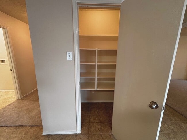 property at 18207 Hanover Glen Ln
