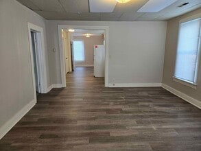 2123 4th St in Eau Claire, WI - Building Photo - Building Photo