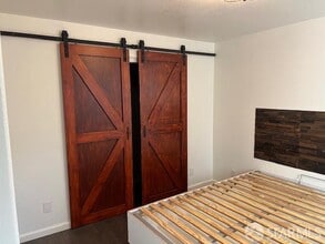 478 Valencia Dr in South San Francisco, CA - Building Photo - Building Photo