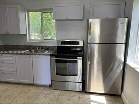 11531 SW 187th St in Miami, FL - Building Photo