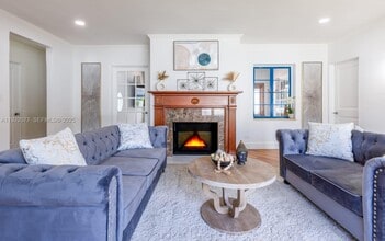 1230 SW 22nd Terrace in Miami, FL - Building Photo - Building Photo