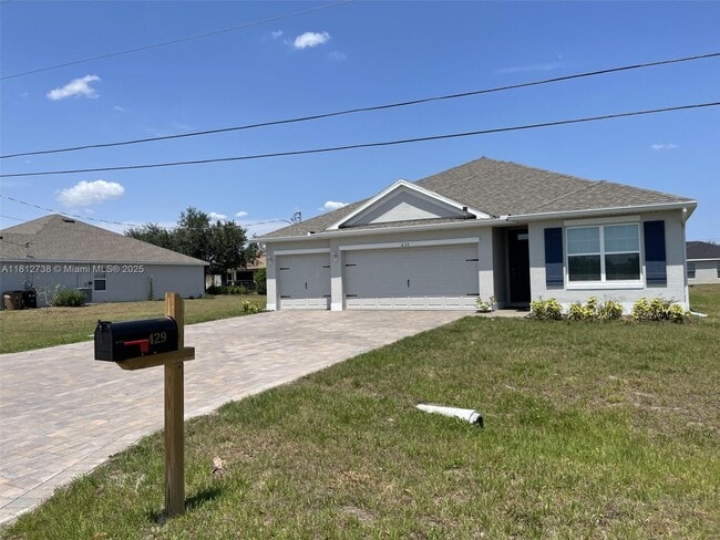 property at 429 NE Juanita Pl