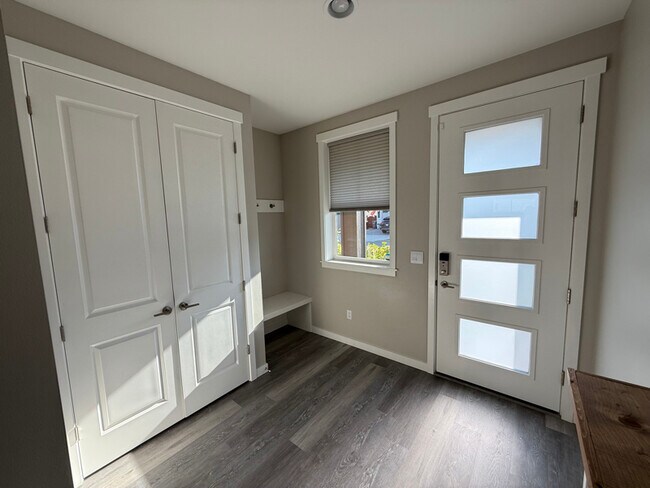 17749 26th Dr NE in Marysville, WA - Foto de edificio - Building Photo