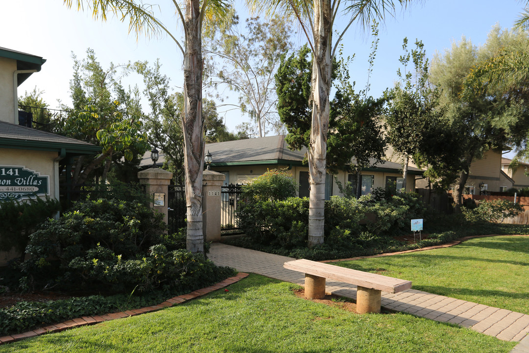 Persimmon Villas Senior Apartments in El Cajon, CA - Foto de edificio