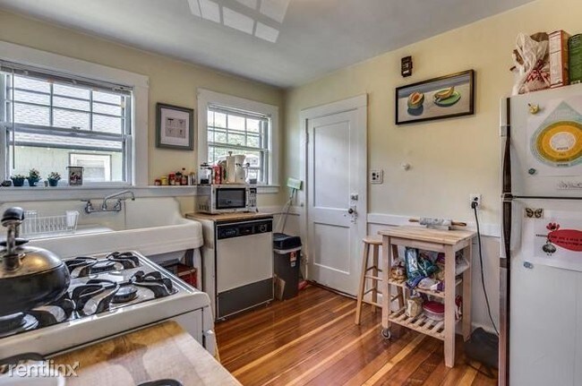 102 Bennett St-Unit -# 2 in Boston, MA - Foto de edificio - Building Photo