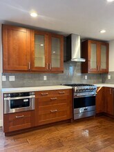 181 Centre St in Mountain View, CA - Building Photo - Building Photo