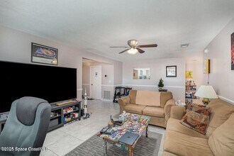 129 Barnacle Pl in Rockledge, FL - Foto de edificio - Building Photo