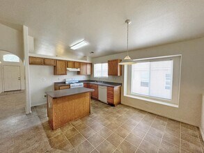 2309 Iron Gate Trail SW in Albuquerque, NM - Building Photo - Building Photo