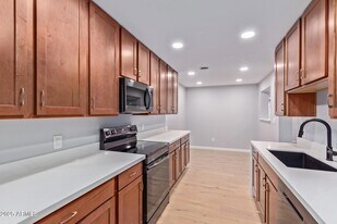 726 E Broadway Ln, Unit 263 in Tempe, AZ - Building Photo