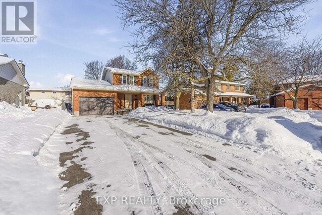 27 Morris Dr in Belleville, ON - Building Photo - Building Photo