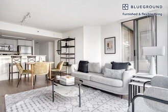 2 Townsend St in San Francisco, CA - Foto de edificio - Building Photo