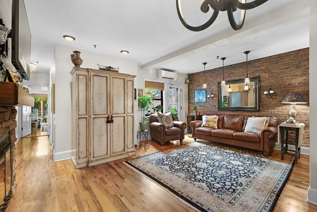 property at 606 Park Ave