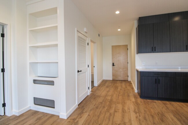 2800 Broad St in San Luis Obispo, CA - Building Photo - Building Photo