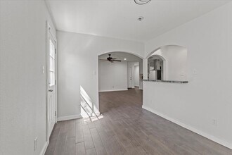 521 Cole Ave in Saginaw, TX - Building Photo - Building Photo