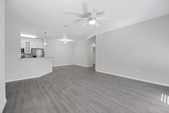 The Villages at Oakleaf in Orange Park, FL - Foto de edificio - Building Photo