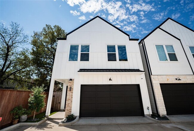 property at 827 Martin St