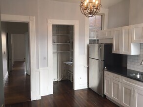 108 4th St, Unit 2nd Floor in Troy, NY - Building Photo - Building Photo