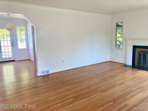 421 E Farnum Ave in Royal Oak, MI - Building Photo - Building Photo