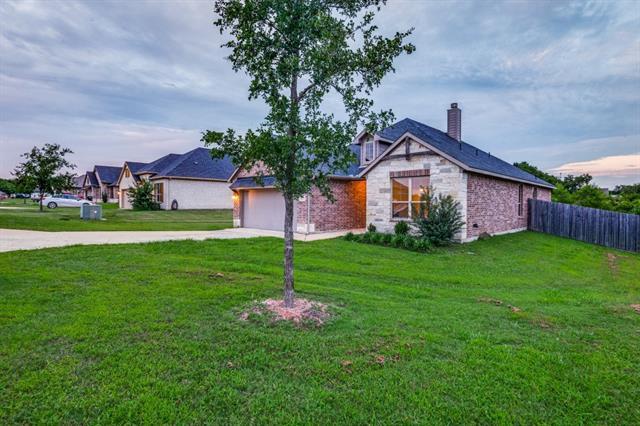 417 Mesa in Lone Oak, TX - Building Photo - Building Photo