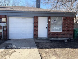 421 Casie Ct in Denton, TX - Building Photo