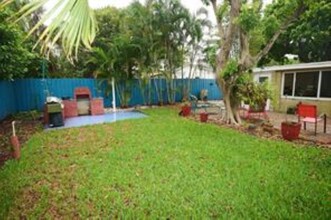 828 NE 16th Ct in Fort Lauderdale, FL - Building Photo - Building Photo