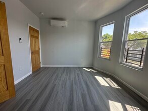 779 Broadway in Bayonne, NJ - Building Photo - Building Photo