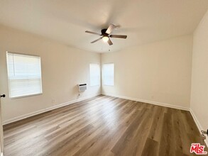 1419 Bronson Ave in Los Angeles, CA - Building Photo - Building Photo