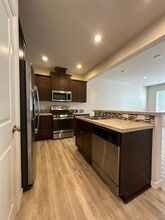 17634 SW Devonshire Way in Sherwood, OR - Building Photo - Building Photo