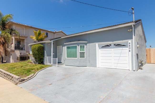 property at 4804 Iroquois Ave