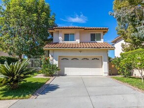 14350 Classique Way in San Diego, CA - Building Photo - Building Photo