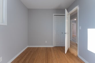 175 Singleton Dr in Belleville, ON - Building Photo - Building Photo