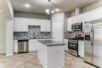 4725 Hafeela Dr in Irving, TX - Building Photo - Building Photo