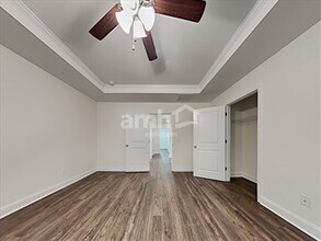 611 E Lionel Rd in Moncks Corner, SC - Foto de edificio - Building Photo
