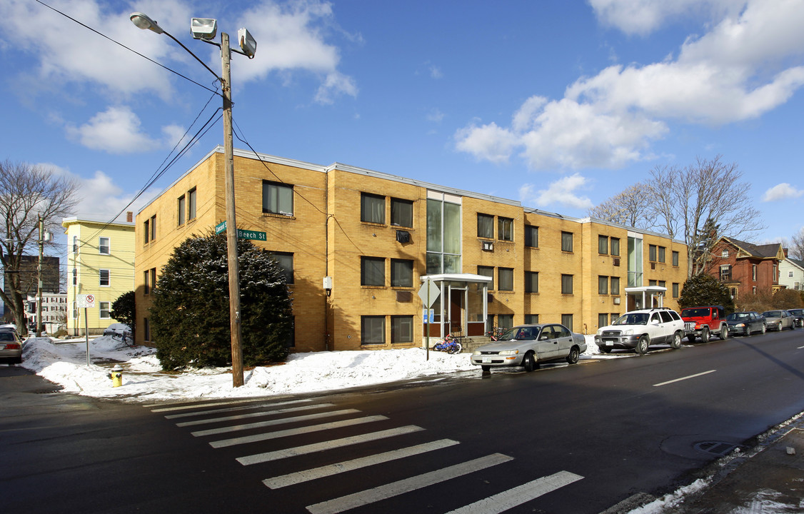 536-542 Beech St in Manchester, NH - Building Photo