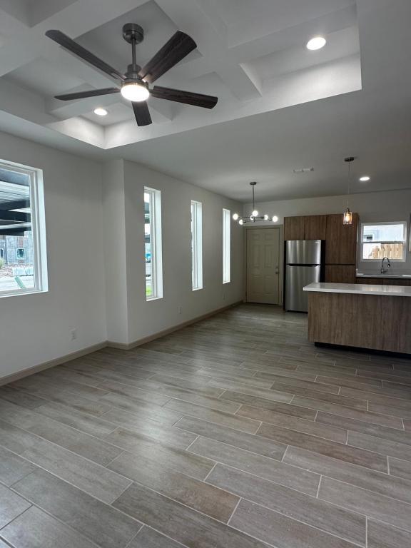 609 N Emerald Ave in Edinburg, TX - Building Photo - Building Photo