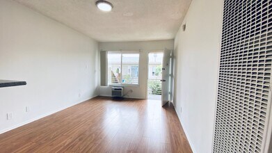 1412 W. 17th St in Santa Monica, CA - Foto de edificio - Interior Photo