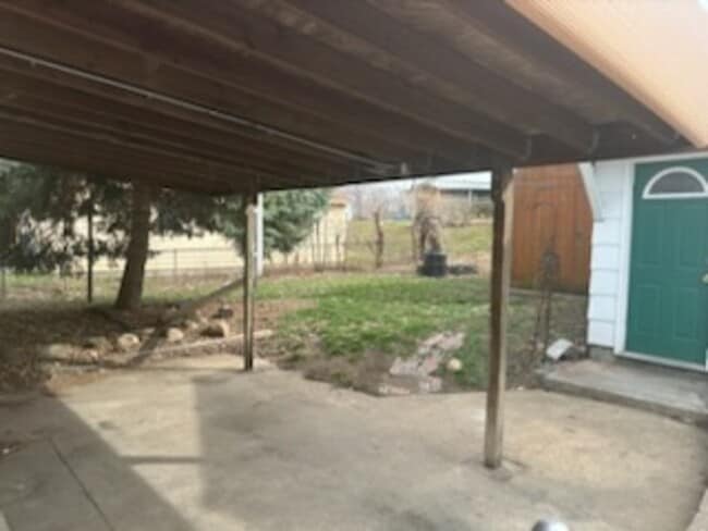2404 Wisconsin St SW in Cedar Rapids, IA - Building Photo - Building Photo
