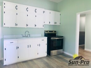 136 W Pine Bluff St in Edgewater, FL - Building Photo - Building Photo