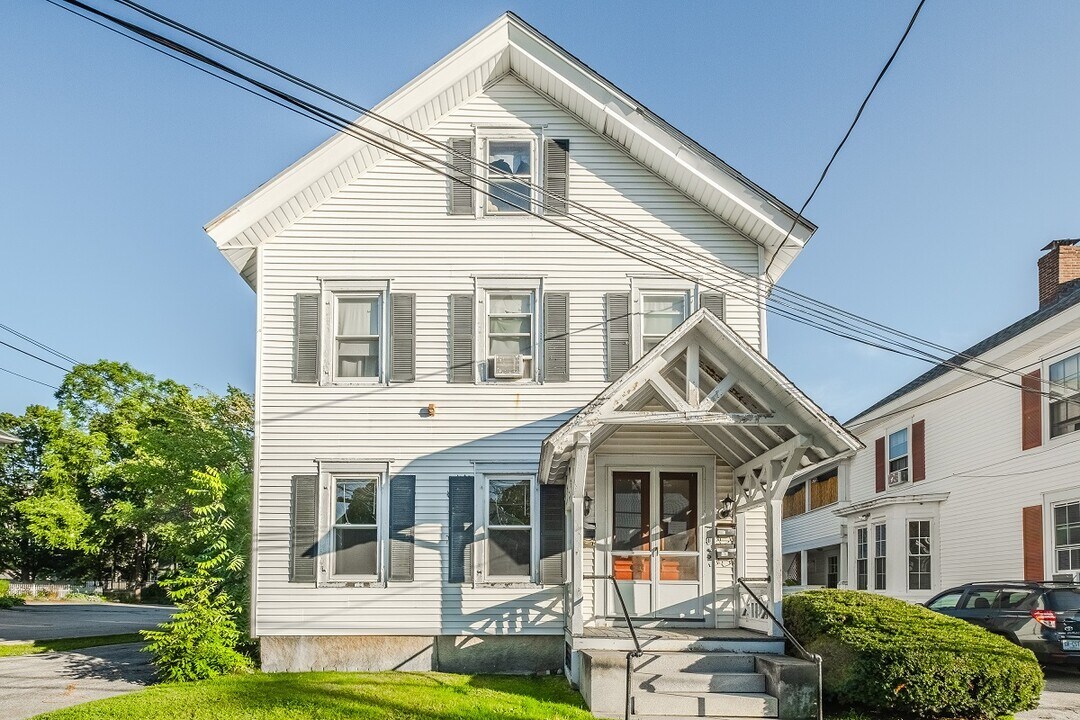 41 Centre St. in Concord, NH - Building Photo