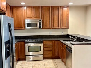 50 N Sierra St in Reno, NV - Building Photo - Building Photo