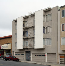 1330 Irving St in San Francisco, CA - Building Photo - Building Photo