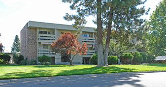 Calispel Apartments in Spokane, WA - Building Photo