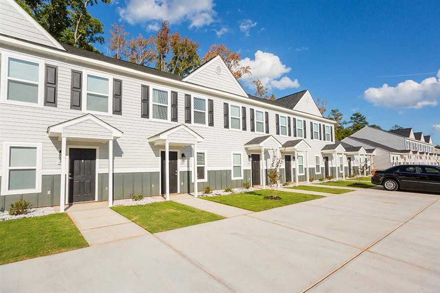 Barrington in Greenwood, SC - Foto de edificio