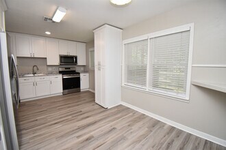 509 David Ave in League City, TX - Building Photo - Building Photo