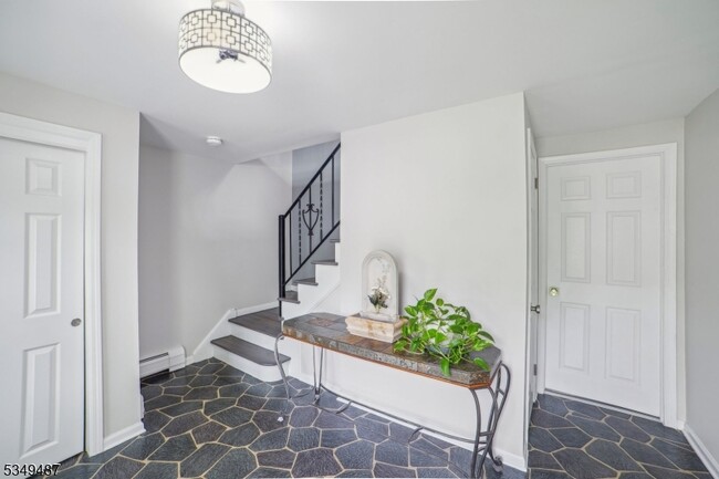 154 High St in Northvale, NJ - Building Photo - Building Photo